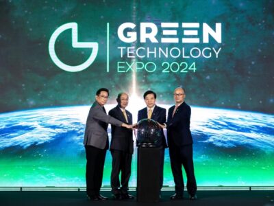 Read more about the article ศูนย์ความเป็นเลิศด้านฟิสิกส์ เข้าร่วมงานนิทรรศการ Green Technology Expo 2024