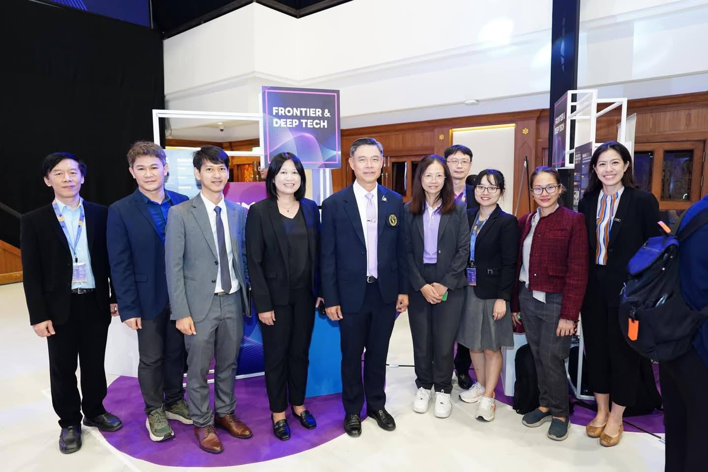 Read more about the article ศูนย์ความเป็นเลิศด้านฟิสิกส์ เข้าร่วมงานมหกรรมงานวิจัยมหาวิทยาลัยเชียงใหม่ ประจำปี 2568 (CMU Research & Innovation Expo 2025)