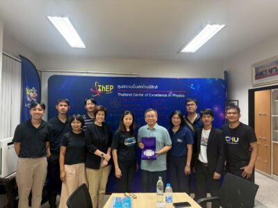 Read more about the article ศูนย์ความเป็นเลิศด้านฟิสิกส์ ให้การต้อนรับและหารือด้านการวิจัย Prof. Yuhui Dong จาก Institute of High Energy Physics สาธารณรัฐประชาชนจีน